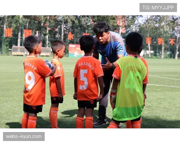 狼队宣布与一家可穿戴设备厂商合作,为社区青少年足球训练营提供技术支持 狼队宣布与一家可穿戴设备厂商合作,为社区青少年足球训练营提供技术支持